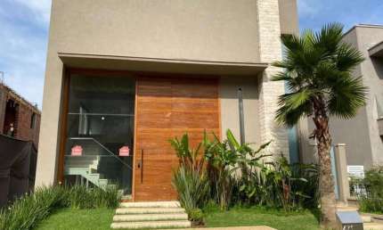 Casa à venda na Avenida Taubaté, 471, Residencial Tamboré, Barueri
