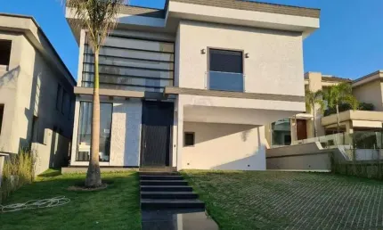Casa à venda na Rua Luberon, 73, Tamboré, Santana de Parnaíba