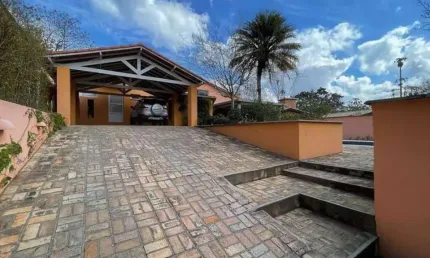 Casa à venda na Rua João de Barro, 490, Bosque do Vianna, Cotia