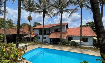 Casa à venda na Volta Ao Mundo, 108, Granja Viana II, Cotia