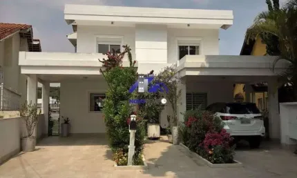 Casa à venda na Rua Mendonça Furtado, 620, São Paulo II, Cotia