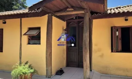 Casa à venda na Rua Carapicuíba, 172, Paisagem Renoir, Cotia