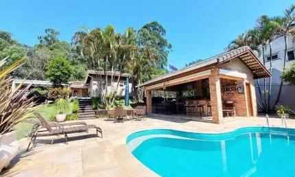 Casa à venda na Rua Marechal Deodoro da Fonseca, 13, Palos Verdes, Carapicuíba