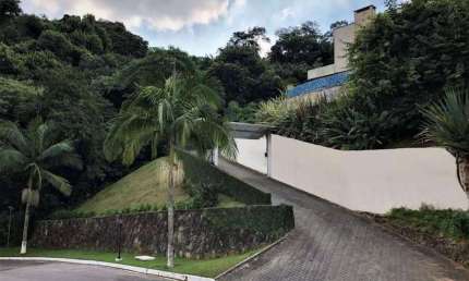 Sobrado para Locação em Carapicuíba, Pousada dos Bandeirantes, 4 dormitórios, 4 suítes, 6 banheiros
