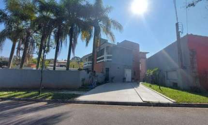 Casa para Venda em Cotia, São Paulo II, 4 dormitórios, 4 suítes, 5 banheiros, 3 vagas