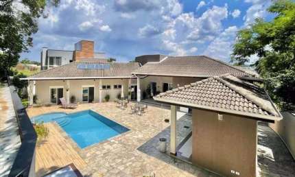 Casa à venda na Alameda Hollywood, 290, Parque Nova Jandira, Jandira