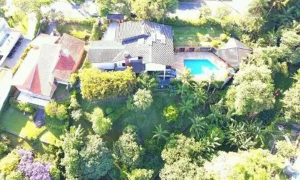 Sobrado para Venda em Carapicuíba, Palos Verdes, 5 dormitórios, 3 suítes, 5 banheiros, 8 vagas