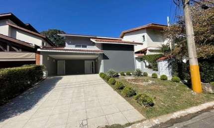 Sobrado para Locação em Santana de Parnaíba, Alphaville, 4 dormitórios, 3 suítes, 5 banheiros, 4 vagas