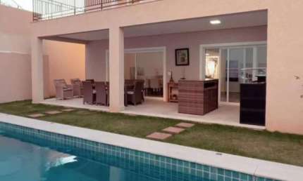 Casa para Venda em Santana de Parnaíba, Alphaville, 4 dormitórios, 4 suítes, 5 banheiros, 6 vagas