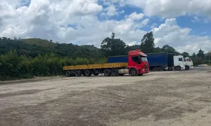 Casa para Locação em Santana de Parnaíba, Residencial Santa Helena - Gleba II