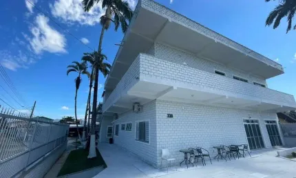 Casa para Locação em Caraguatatuba, Praia das Palmeiras, 17 banheiros, 8 vagas