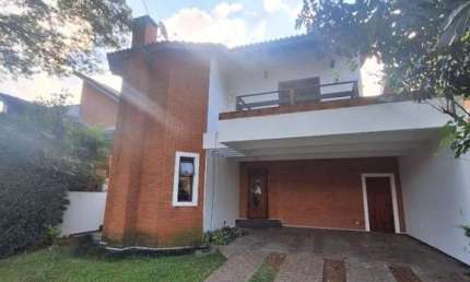 Sobrado para Locação em Santana de Parnaíba, Alphaville, 3 dormitórios, 1 suíte, 3 banheiros, 4 vagas