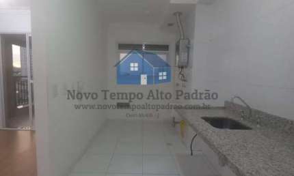 Apartamento com ótima localização a 10 min de Alphaville - 2 dorms / 1 ste e 1 vaga coberta