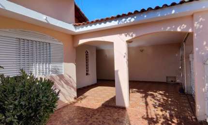 Casa para Venda em Araçatuba, Presidente, 2 dormitórios, 2 banheiros, 2 vagas