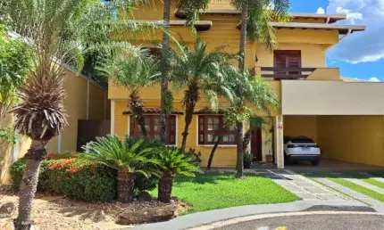 Casa de luxo em condomínio com 4 quartos e 4 suítes no Jardim Bela Vista, Jaguariúna-SP: 320m² e 4 vagas.