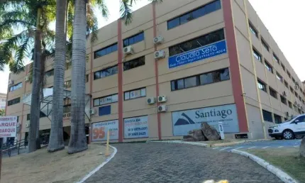 Sala comercial com 4 salas para alugar no Centro, Jaguariúna , 104 m2 por R$ 2.100