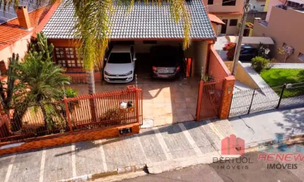 Casa com 3 quartos à venda na Rua Osvaldo Cruz, 44, Centro, Vinhedo