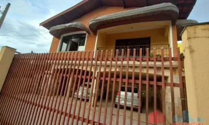 Casa com 3 quartos à venda na Rua Vinte e Quatro de Outubro, 305, Centro, Vinhedo