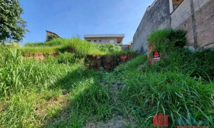 Terreno a venda no bairro Santa Claudina em Vinhedo-SP