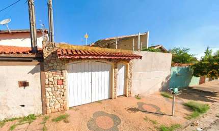 Casa para venda em Valinhos SP em excelente bairro.