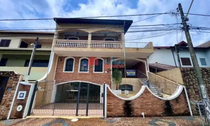 Casa comercial e residencial a venda com 4 quartos em Valinhos no Bairro Nova suíça
