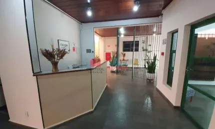 Sala comercial para alugar na Avenida Onze de Agosto, 736, Vila Clayton, Valinhos