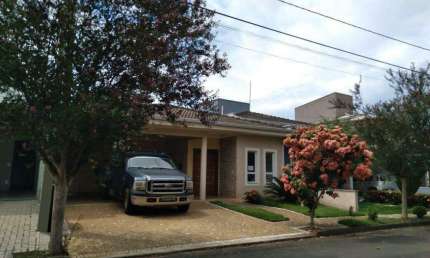 Casa à venda Condomínio Vivenda das Cerejeiras em Valinhos