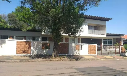 Casa com 4 quartos à venda na Rua José Pisciotta, 92, Vila São Luiz, Valinhos