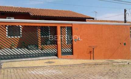 Casa com 3 quartos à venda na Rua Rio Branco, 121, Vila São Sebastião, Valinhos