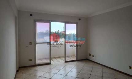 Apartamento para vender em Valinhos com excelente localização,garagem coberta,com 02 quartos,varanda,02 banheiros.