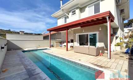Casa à venda no Condomínio Jardim das Palmeiras - Vinhedo/SP