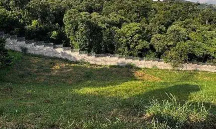 Terreno à venda no Condomínio Campo de Toscana - Vinhedo/SP.