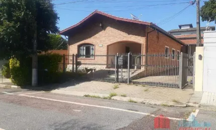Casa térrea com 3 dormitórios à venda no Jardim Itália / Vinhedo