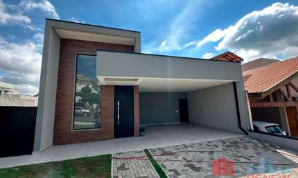 Casa à venda no Condomínio Vita Verde em Valinhos/SP
