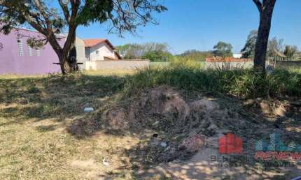 Terreno à venda com topografia plano no bairro Jardim Miriam em Vinhedo/SP.