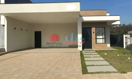 Casa térrea à venda no Condomínio Mont' Alcino Valinhos SP.