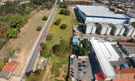 Terreno à venda na Avenida Independência, 6800, Nova Vinhedo, Vinhedo