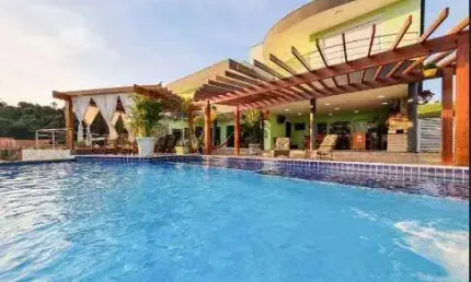 EXCELENTE CASA CONDOMINIO FAZENDA SERRA AZUL II EM ITUPEVA SP
