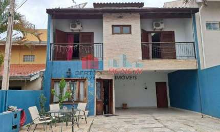 Casa à venda no Condomínio Mirante do Lenheiro Valinhos SP.