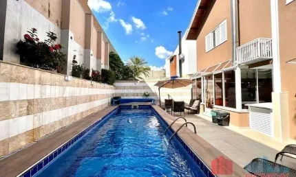 Casa de Condomínio à venda Alphaville em Santana de Parnaíba