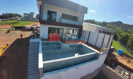 Casa á venda no Condomínio Ecovilla Boa Vista em Valinhos - SP