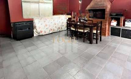 Cidade do Sol - Casa Sobrado 3/4 (1 Suíte) - Amplo Terraço Gourmet - 1 Vaga