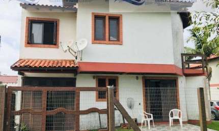 Casa / Sobrado para Venda em Tramandaí, Centro, 2 dormitórios, 2 banheiros, 1 vaga