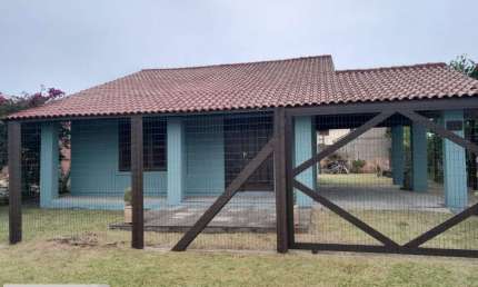 Casa para Venda em Imbé, Centro, 3 dormitórios, 1 suíte, 2 banheiros, 1 vaga