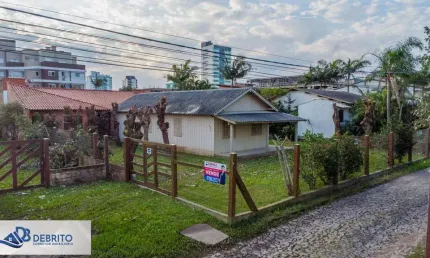 Casa para Venda em Tramandaí, Centro, 3 dormitórios, 3 banheiros, 2 vagas