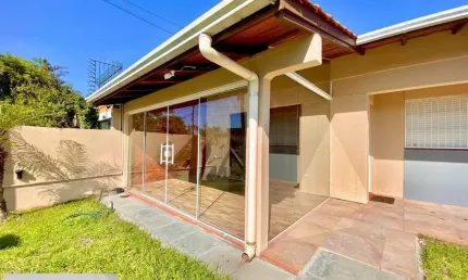 Casa para Venda em Tramandaí, Zona Nova, 3 dormitórios, 1 suíte, 2 banheiros, 1 vaga