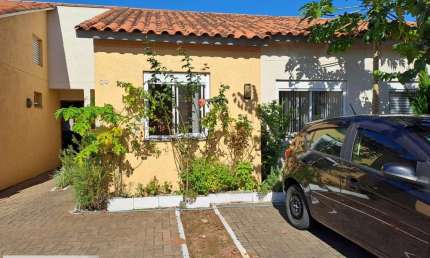 Casa para Venda em Canoas, olaria, 2 dormitórios, 1 banheiro, 2 vagas