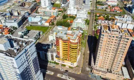 Apartamento para Venda em Tramandaí, Centro, 3 dormitórios, 1 suíte, 2 banheiros, 2 vagas