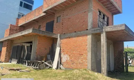 Casa para Venda em Tramandaí, Zona Nova, 3 dormitórios, 1 suíte, 3 banheiros, 1 vaga