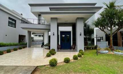 Casa para Venda em Tramandaí, CRUZEIRO, 4 dormitórios, 2 suítes, 4 banheiros